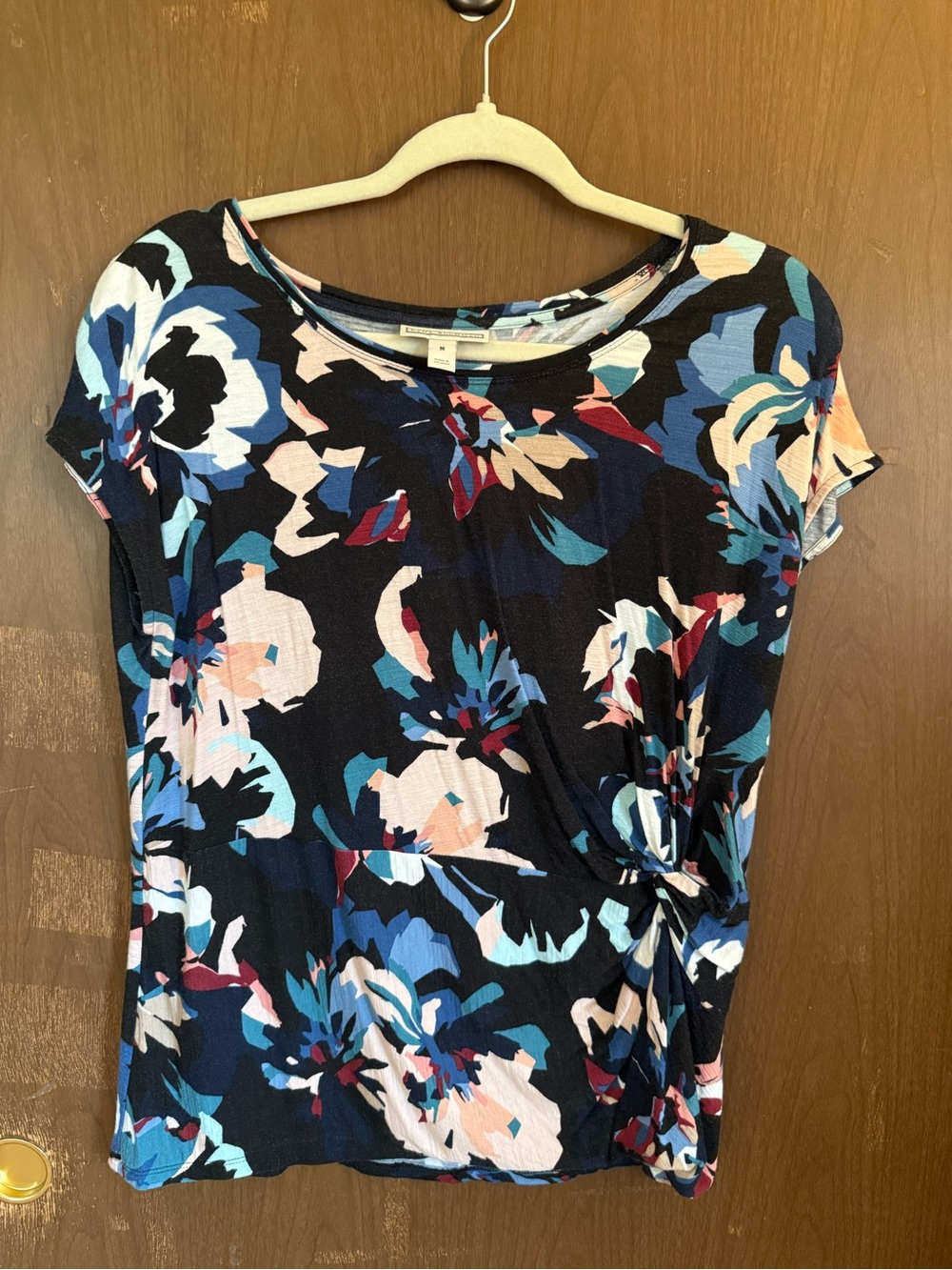 Dana Buchman Black Floral Short-Sleeve Twist Top